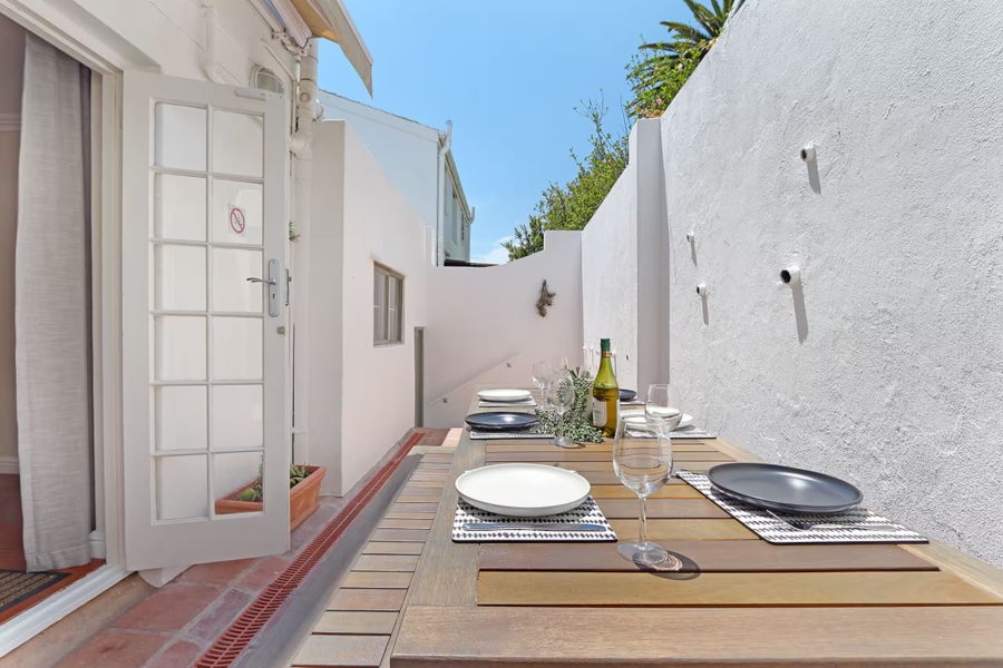 3 Bedroom Property for Sale in Simons Town Western Cape